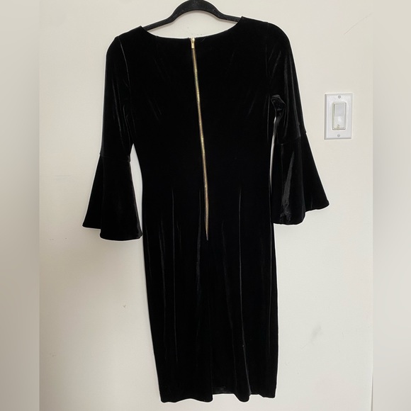 Calvin Klein velour dress with bell sleeves - Picture 2 of 9